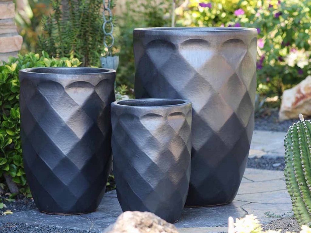 MEDIUM HIGH DIAMOND PLANTER, MATTE BLACK, SET OF 3 - 18.0" X 26.0", 14.0" X 20.5", 11.0" X 16.0"
