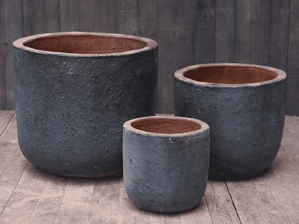 MILANO SHORT BARREL PLANTER, GRAPHITE, SET OF 3 - 19.0" X 14.0", 15.5" X 12.5", 12.5" X 11.5"