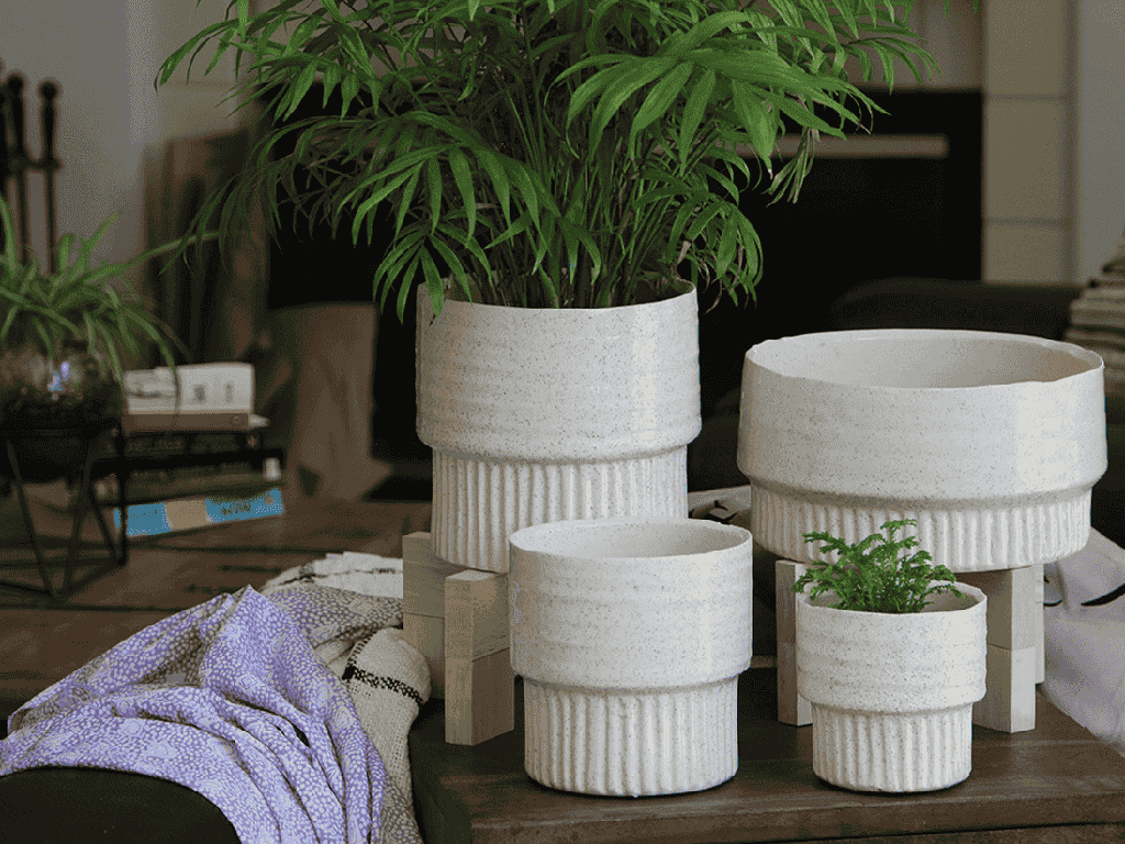 JEWEL MARTINI PLANTER, IVORY SPECKLE, 7.0" X 6.5", SOLD IN CASE OF 2