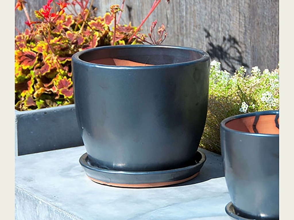 [PY-I1099SVR-B-C4] LILY INDOOR PLANTER WITH ATTACHED SAUCER SIZE B, SILVER, 6.0"x5.5" (SOLD IN CASE OF 4)