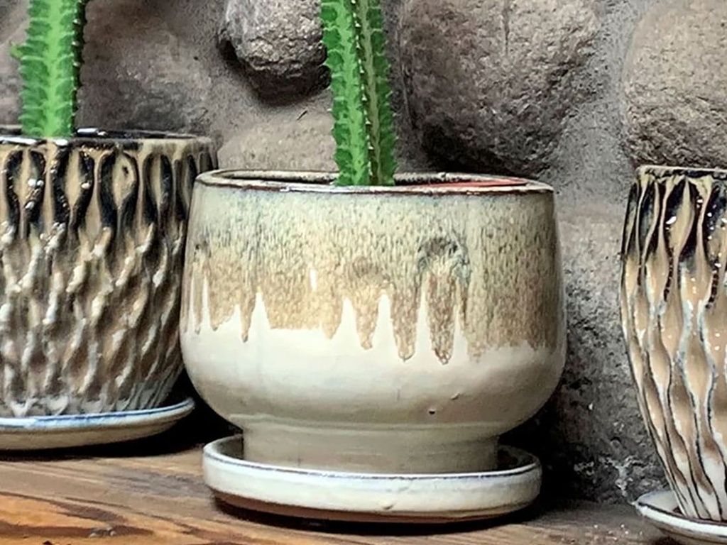 [PY-I1236MCH-C-C8] FINGER POT WITH ATTACHED SAUCERS, MOCHA, SIZE C, 4.0"x3.5"x3.0" (SOLD IN CASE OF 8)