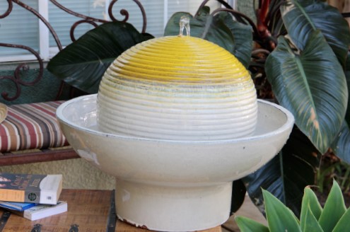 [PY-W5308EYK] CAMBRIA SPHERE FOUNTAIN, EGG YOLK, SPHERE: 19.5", BASE: 26.5" X12"