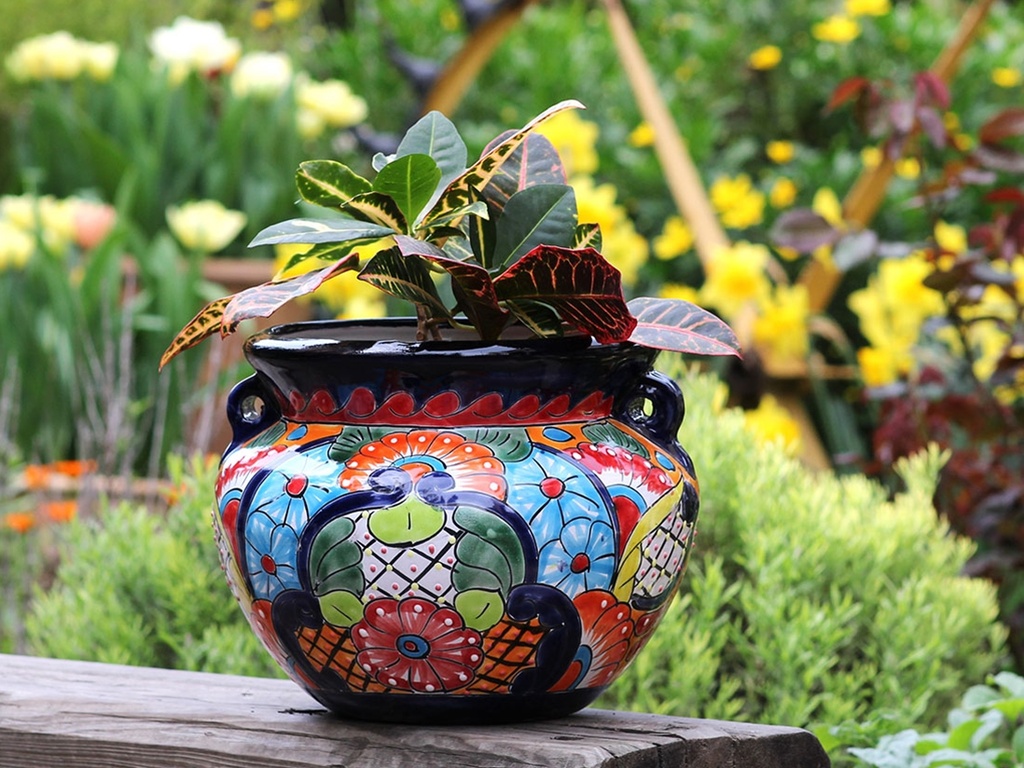 SMALL MICHOACANA BOWL, 4.7" x 11"