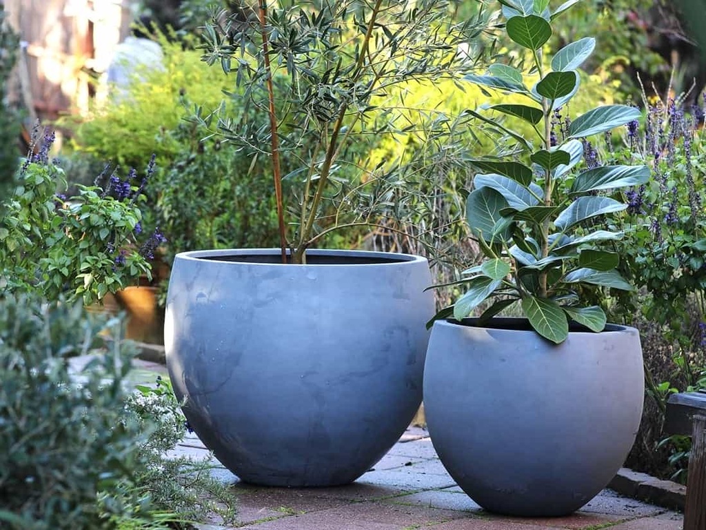 ROUND BALL PLANTER, DARK GREY, SET OF 2- 27"X22.5", 21"X17.5"