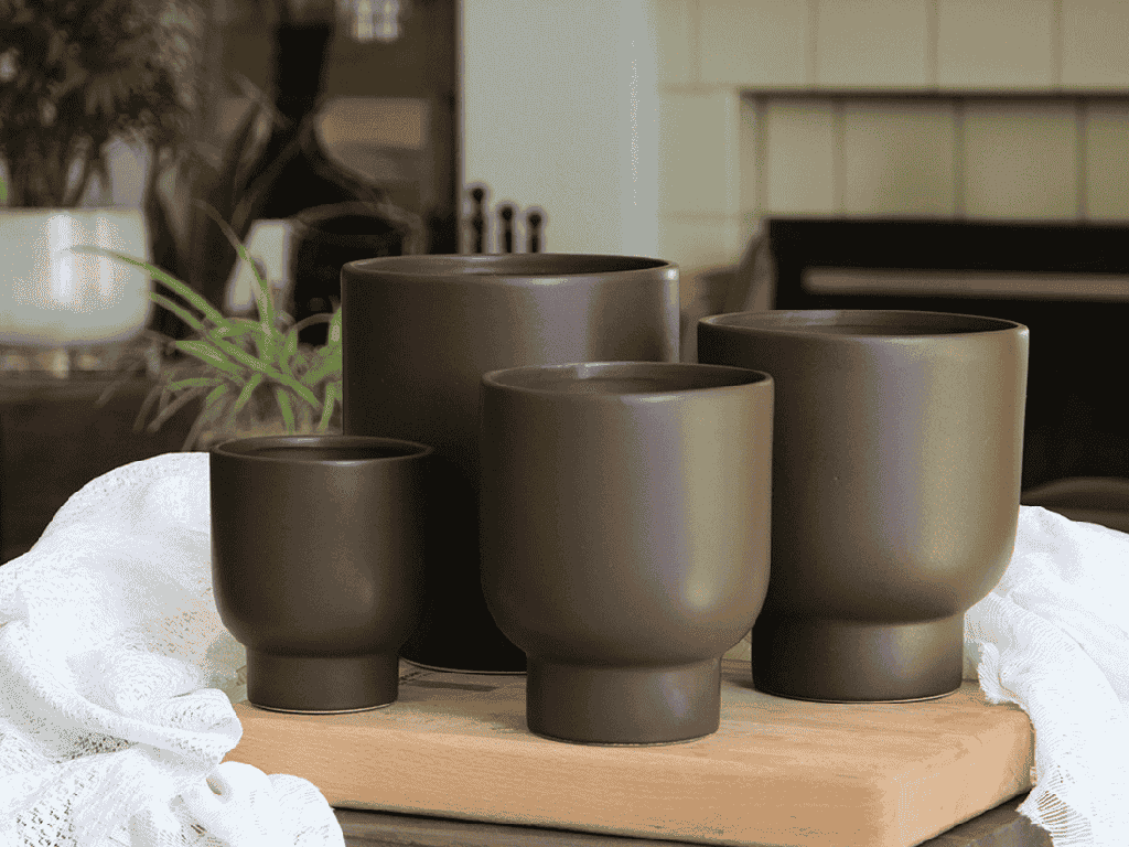 [IP-MC2032MBR-C8] MONSTERA CACHE POT, MATTE BROWN, 6.5"X7.5", SOLD IN CASE OF 8