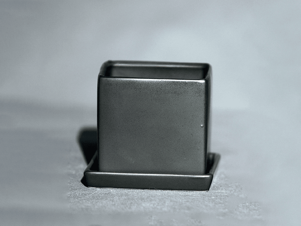 [IP-MD2064MCG-C12] CUBE POT WITH DETACHED SAUCERS, MATTE COOL GREY, 4.5"x3.5", SOLD IN CASE OF 12