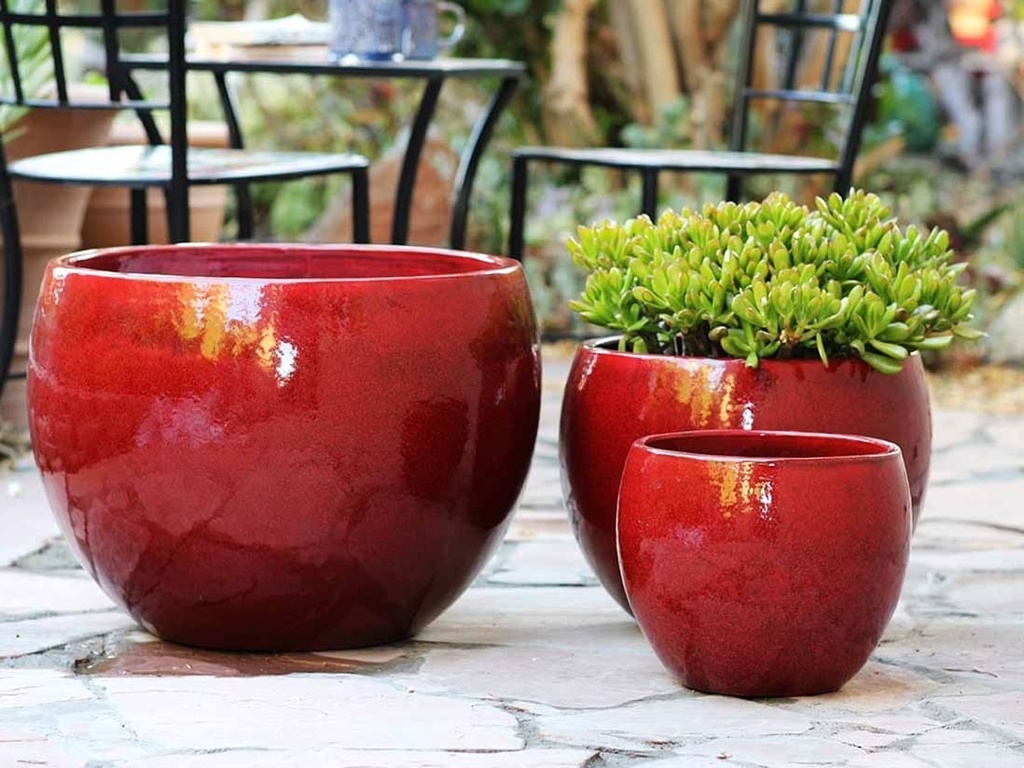 [PV-CG8012LRD-S3] LOW MILANO PLANTER, LAVISH RED, SET OF 3-21.5" X 15.5", 16.0" X 12.0", 12.0" X 10.0"