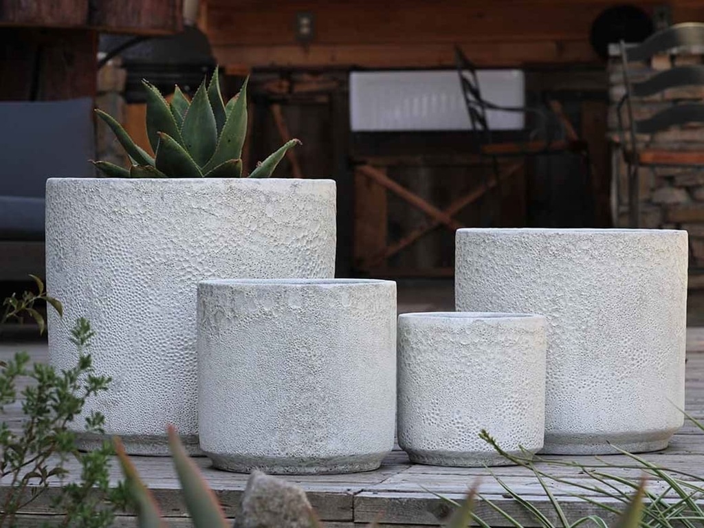 [PV-CG8257CWH-S4] REDONDO PLANTER MID, CORAL WHITE, SET OF 4- 19.5"X18.0", 17.0"X15.5", 15.0"X14.0", 13"X12.5"