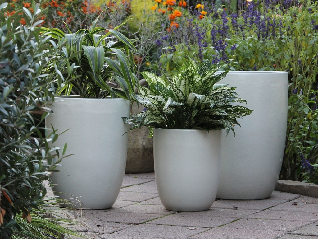 [PV-CG849WST-S3] TALL MILANO CONE PLANTERS, WHITE SATIN, SET OF 3-17"X23", 13"X18", 11"X14"