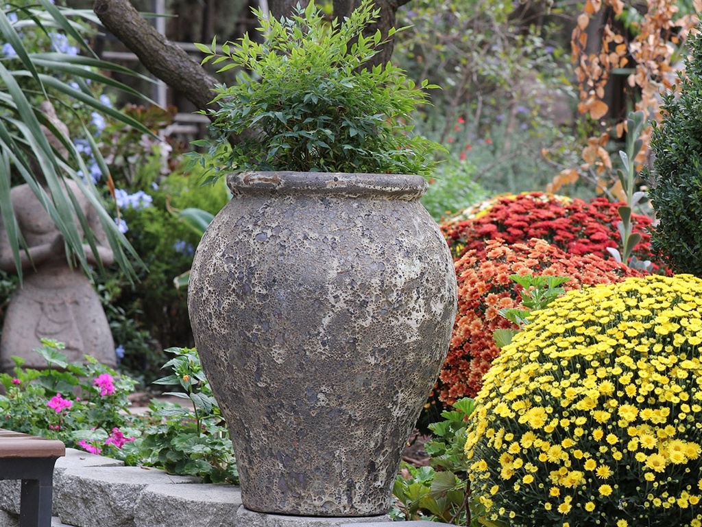 [PV-TSC2143ABW] CORINTHIAN VASE, ATLANTIS BROWN - 21.0" X 25.5"