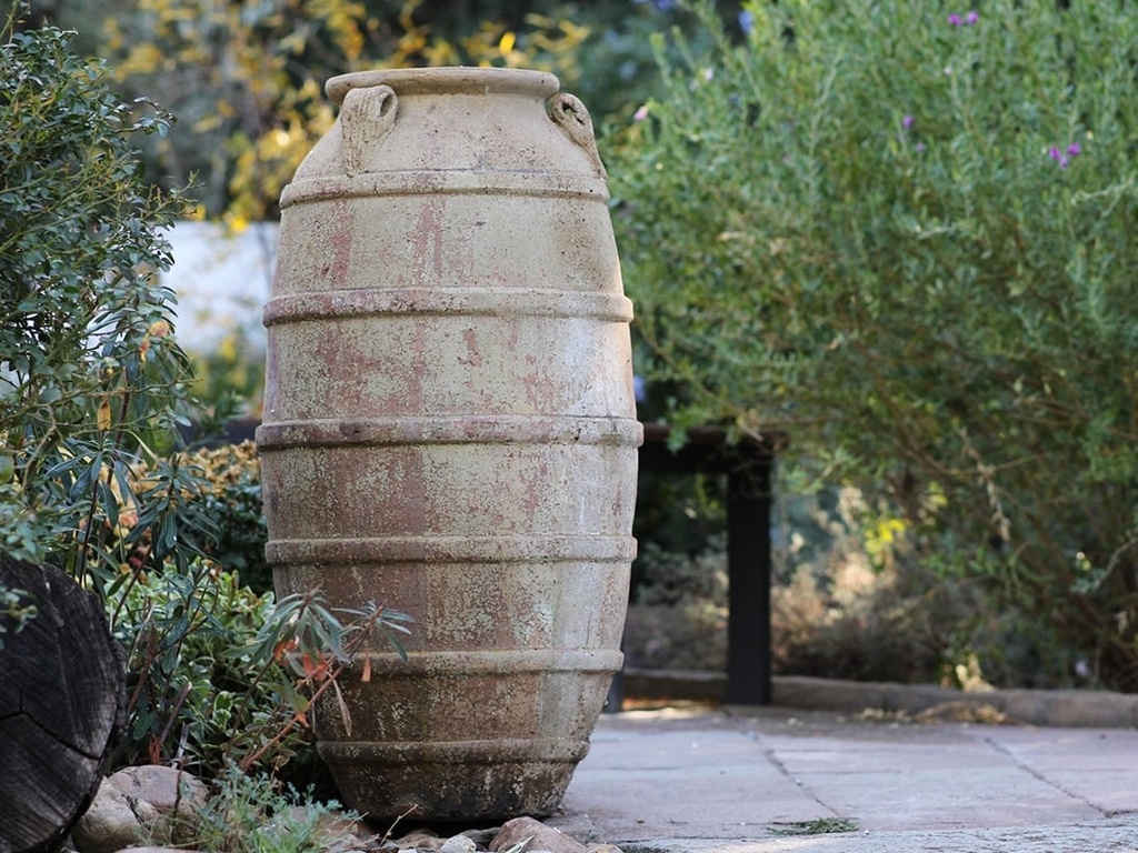 RIBBED BELLY AMPHORA, AGED TERRACOTTA, 16"X33"