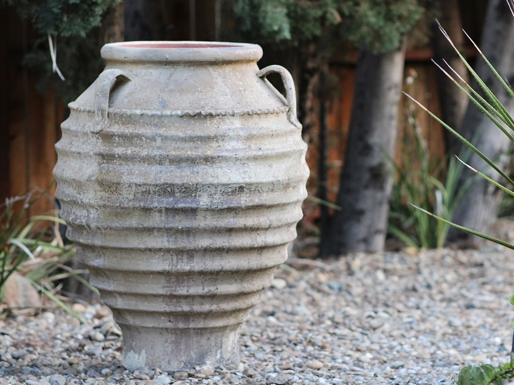 [PV-TSC3517ATC] HANDLED KYMA, AGED TERRACOTTA, 24"X35.5"